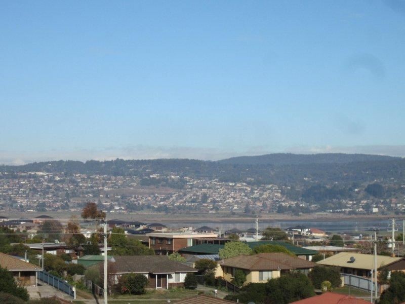 1/7-9 Monet Place, Newnham TAS 7248
