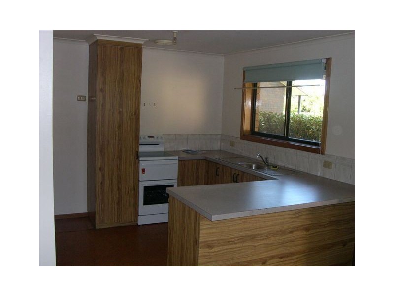 2/11 Chris Street, Prospect TAS 7250