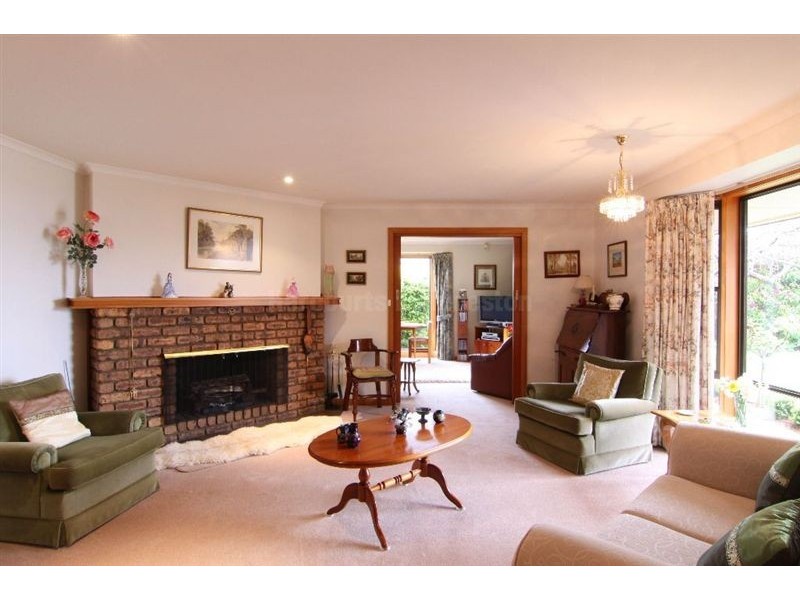 18 Far View Avenue, Riverside TAS 7250