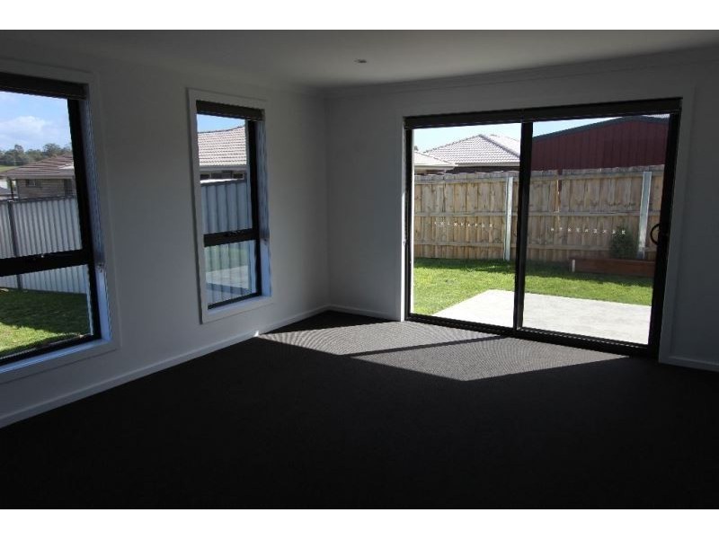 1/5 Jonagold Grove, Legana TAS 7277