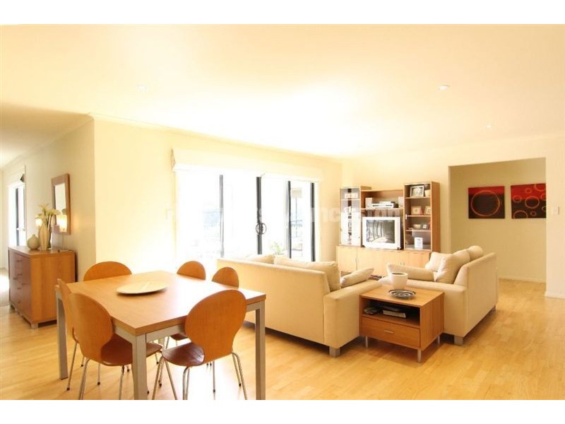 15 Landsborough Avenue, Newstead TAS 7250