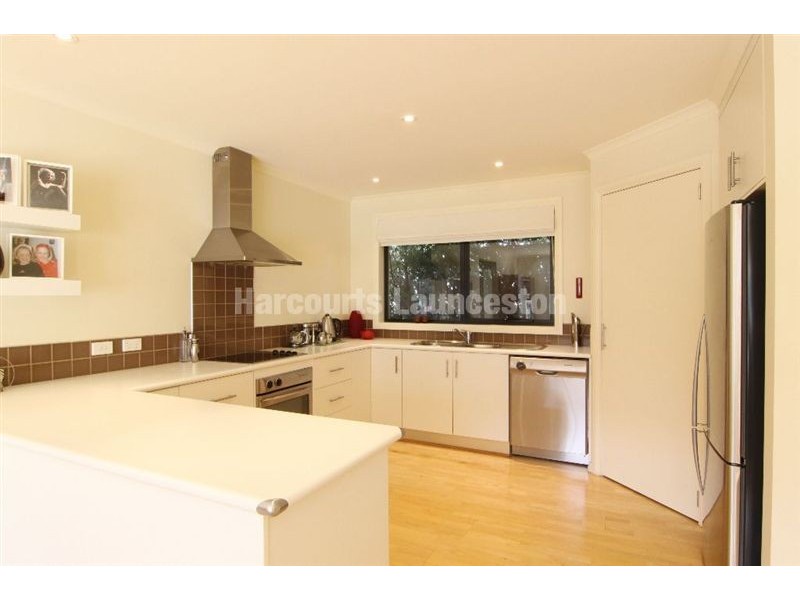 15 Landsborough Avenue, Newstead TAS 7250