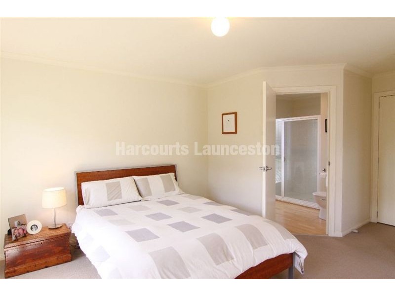 15 Landsborough Avenue, Newstead TAS 7250