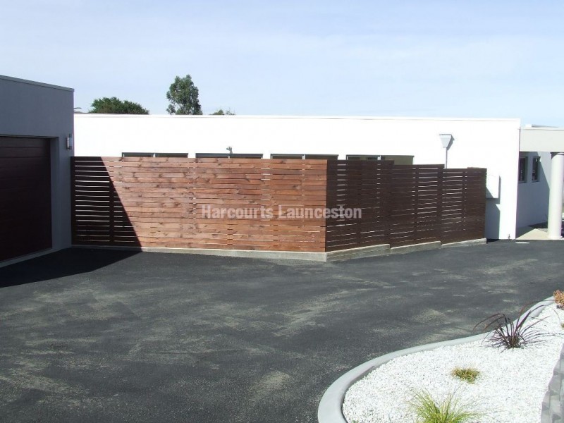 1/4 Caprice Court, Newnham TAS 7248