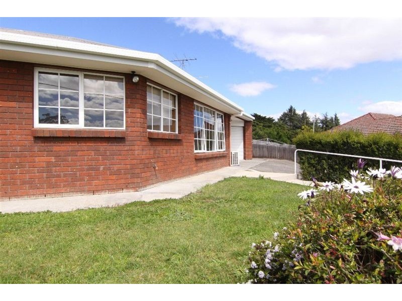 24 Hillary Street, St Leonards TAS 7250
