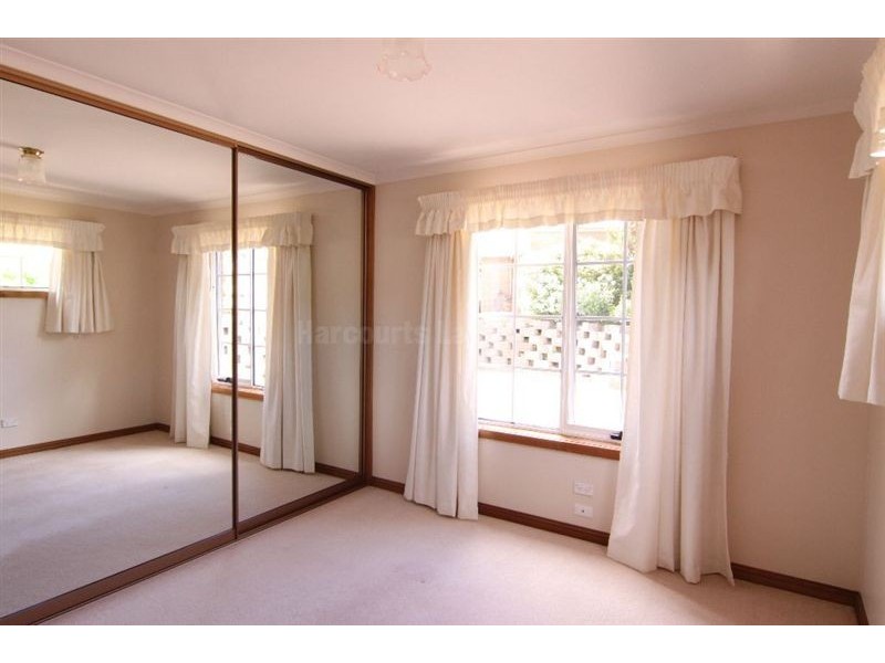 24 Hillary Street, St Leonards TAS 7250