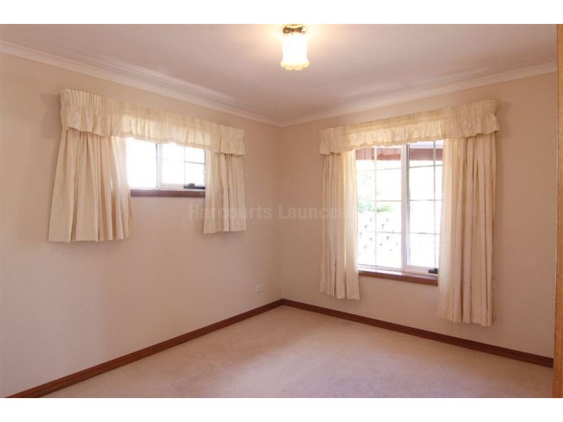 24 Hillary Street, St Leonards TAS 7250