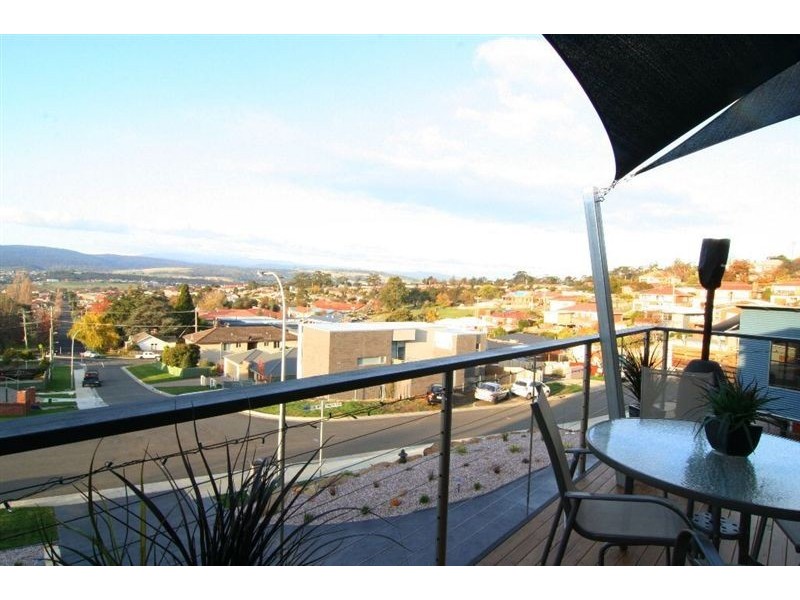 1 Harrison Way, Newstead TAS 7250