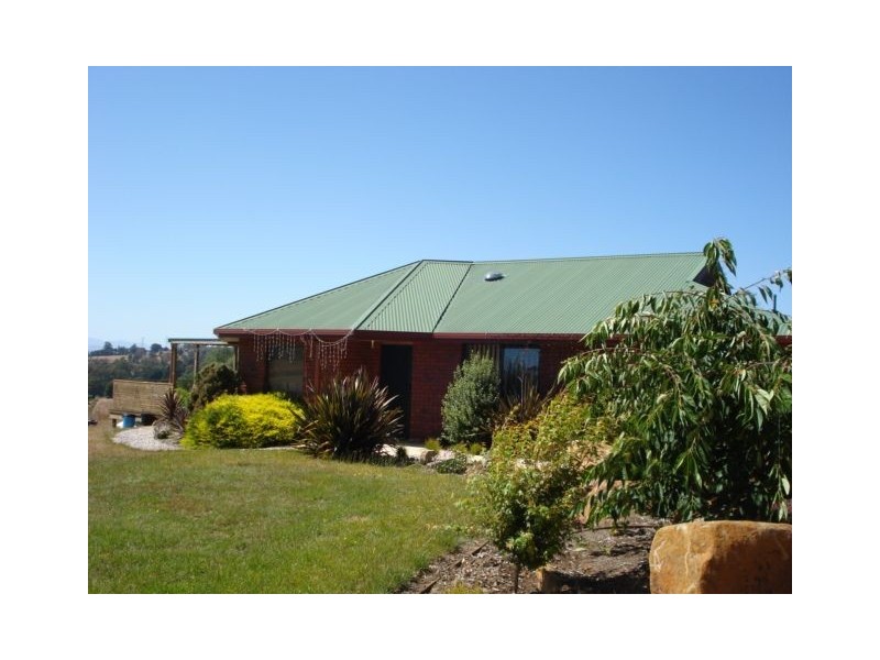 5 Atkinsons Rd, Legana TAS 7277