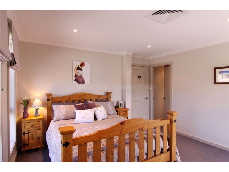 12 Chevron Place, Riverside TAS 7250