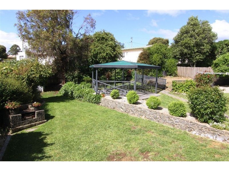 7 Craig Street, Waverley TAS 7250