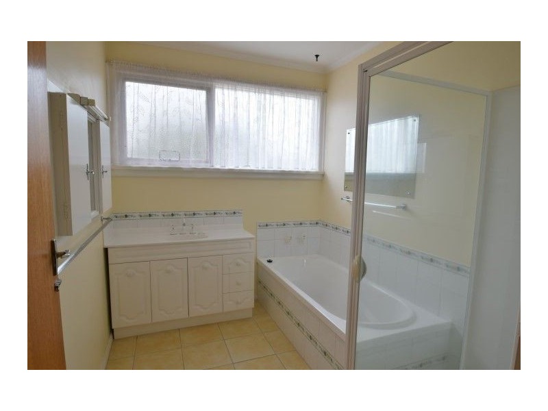 19 Harrow St, Youngtown TAS 7249