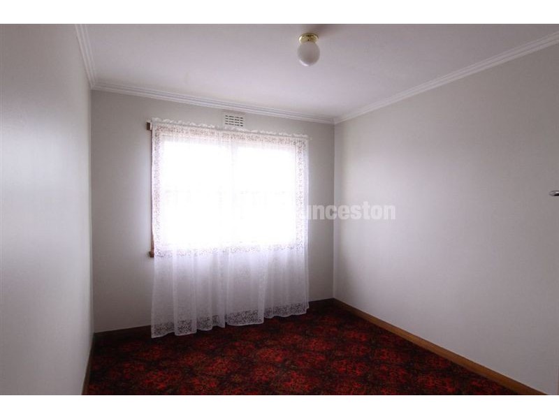 19 Warwick Place, Kings Meadows TAS 7249