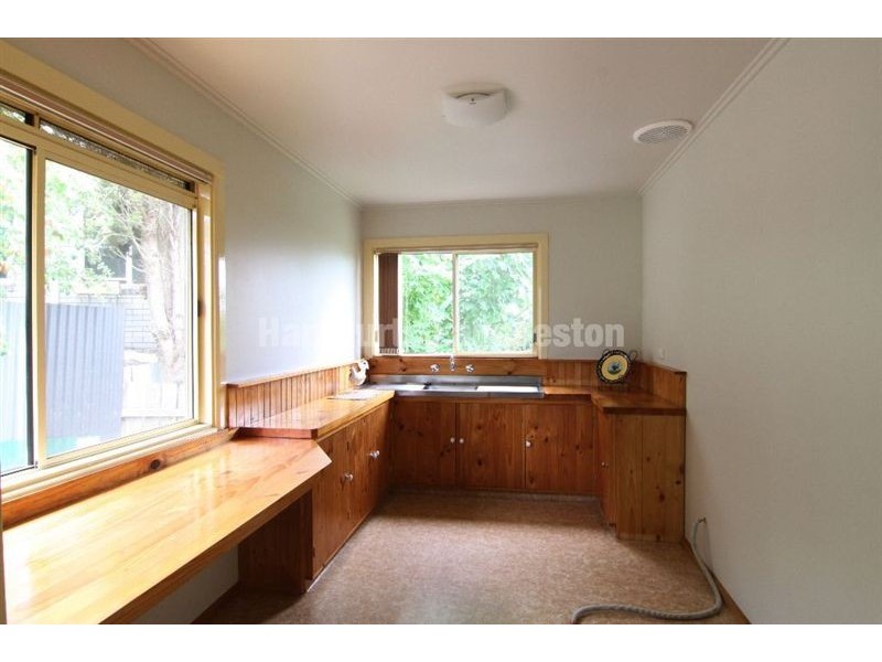 19 Warwick Place, Kings Meadows TAS 7249