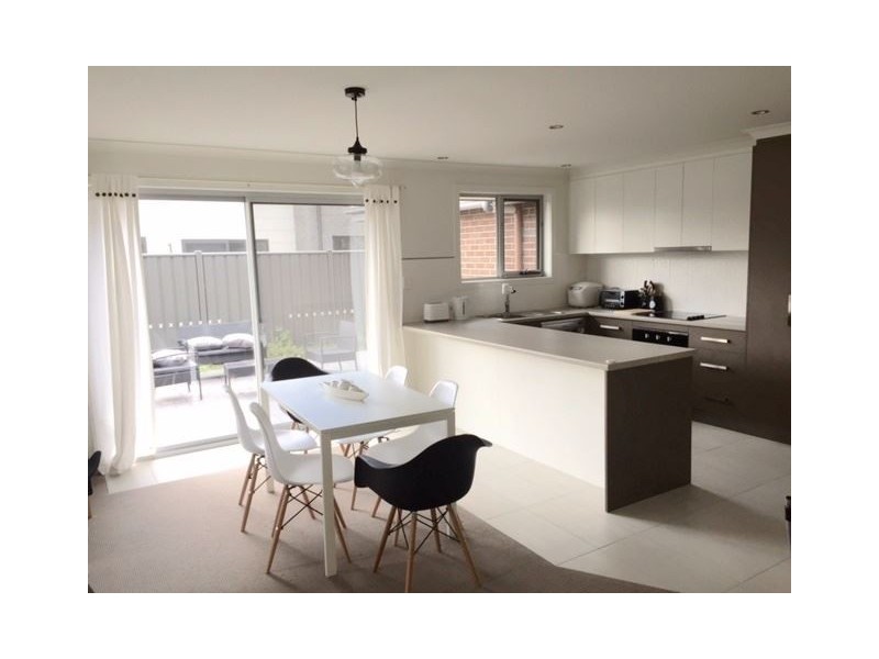 5 Hortus Place, Newnham TAS 7248
