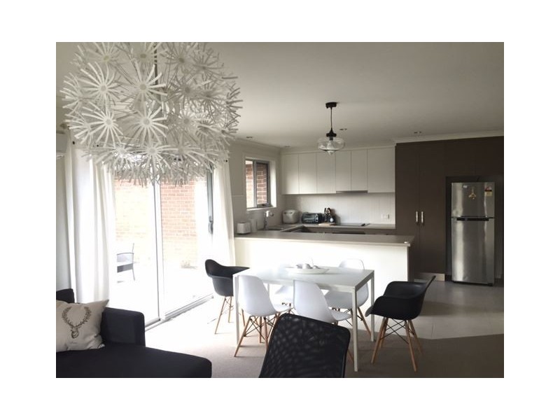 5 Hortus Place, Newnham TAS 7248