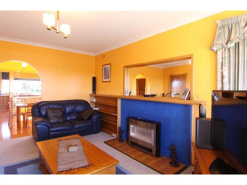 42 Bond Street, Kings Meadows TAS 7249