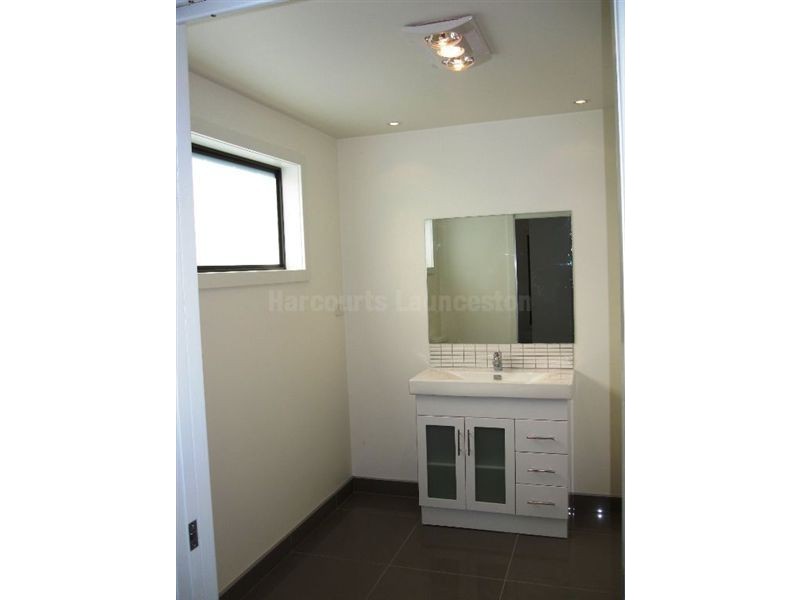 36 Essendon Street, Summerhill TAS 7250