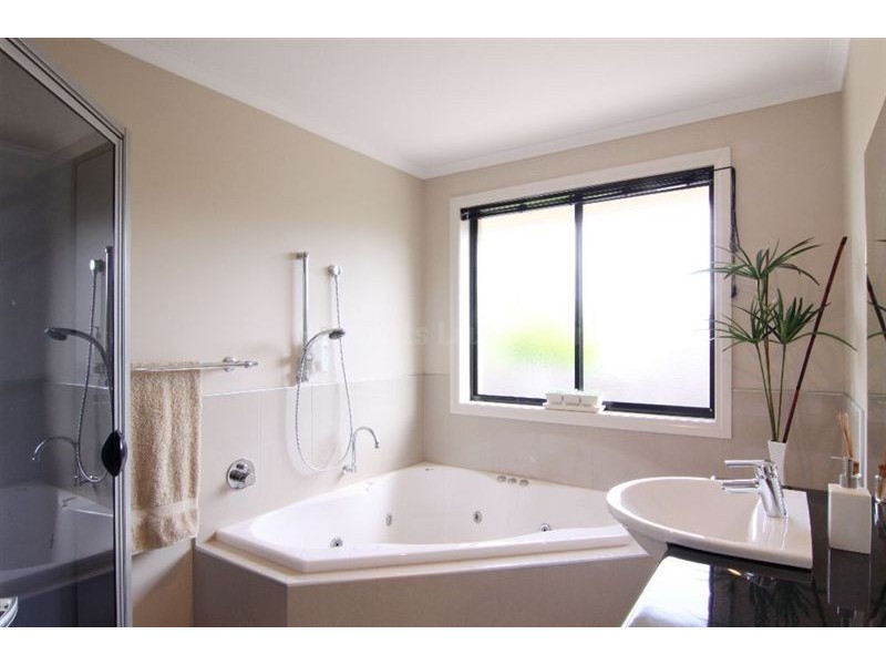 33 Richings Drive, Youngtown TAS 7249