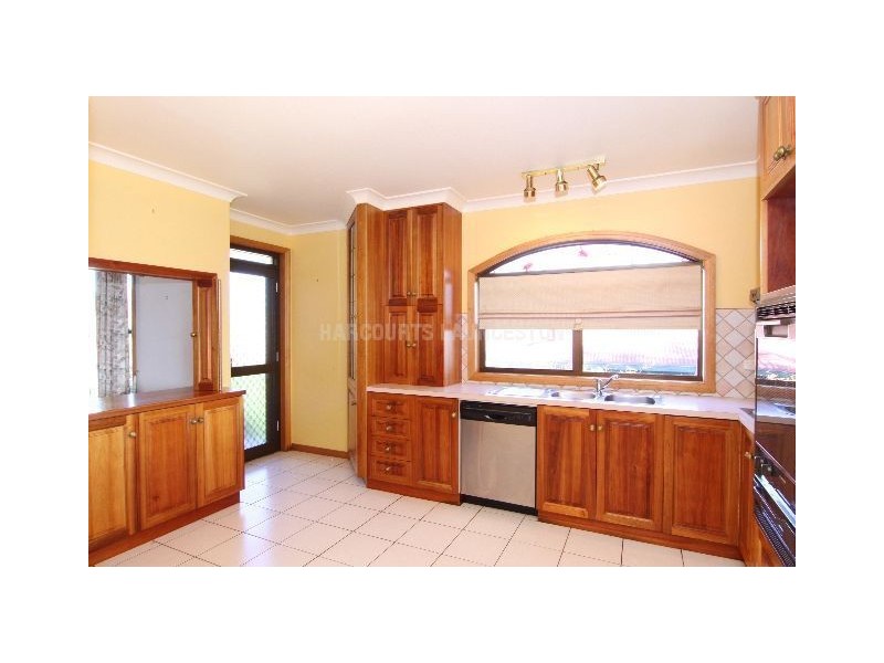 9 Far View Avenue, Riverside TAS 7250