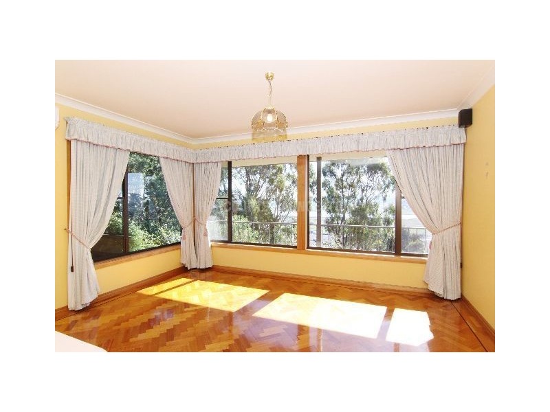 9 Far View Avenue, Riverside TAS 7250