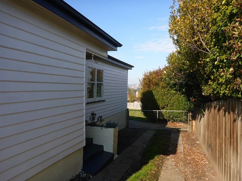 12 Vermont Road, Mowbray TAS 7248