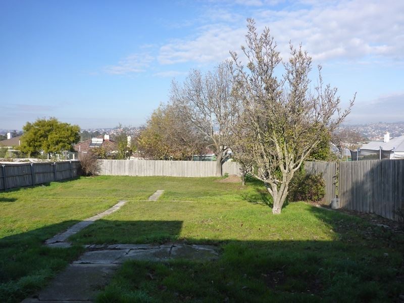 12 Vermont Road, Mowbray TAS 7248