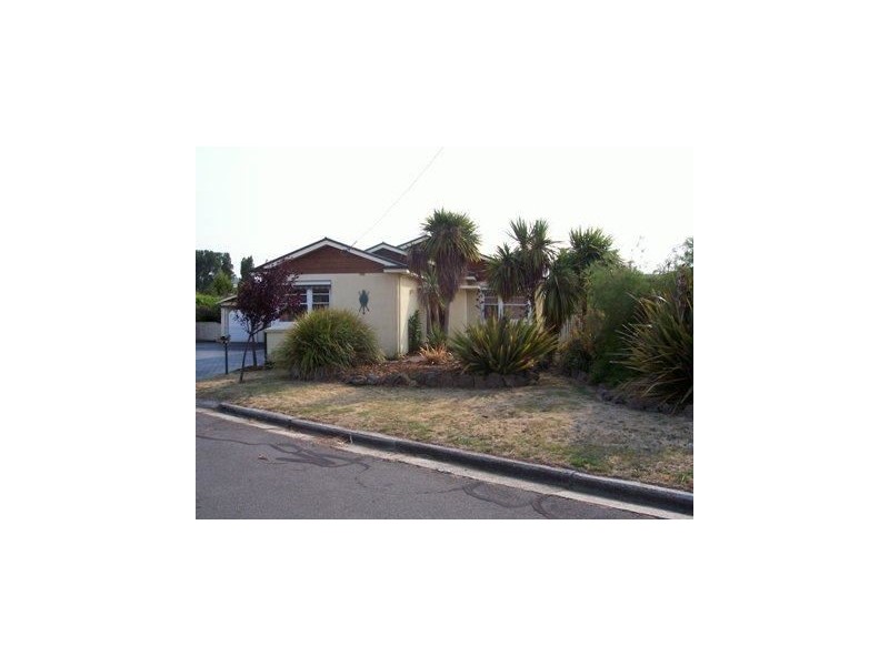 2 Truscott Grove, Mowbray TAS 7248