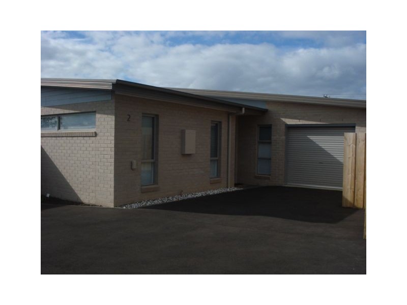 2/20 Savoy Place, Youngtown TAS 7249
