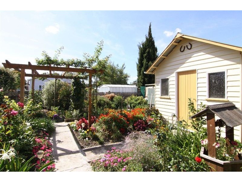 36 Burns Street, Invermay TAS 7248