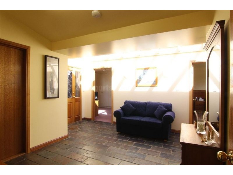 4 Keith Avenue, Travellers Rest TAS 7250