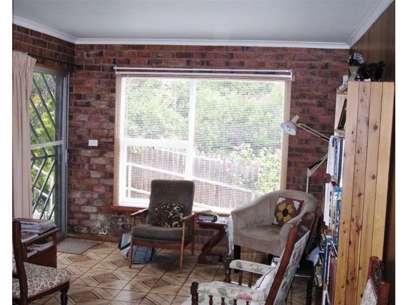 25 Helenwood Grove, Newnham TAS 7248