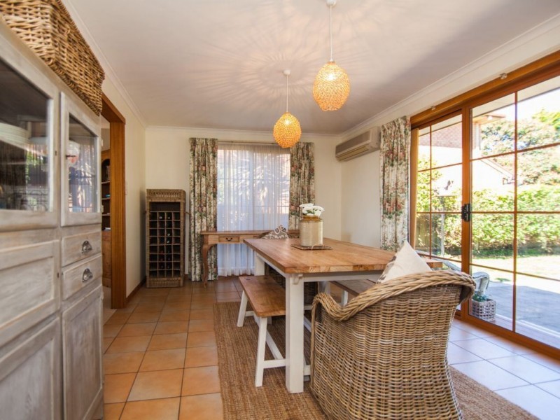 7 Dafnis Drive, Newnham TAS 7248