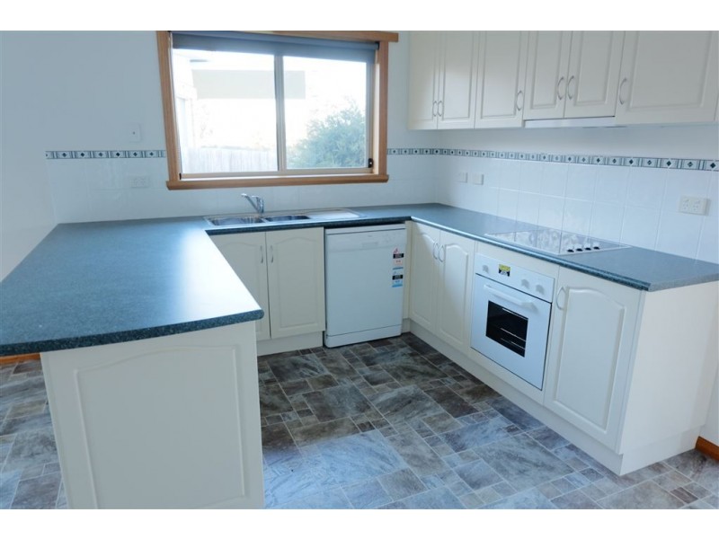 B/15 Lovely Banks Court, Legana TAS 7277