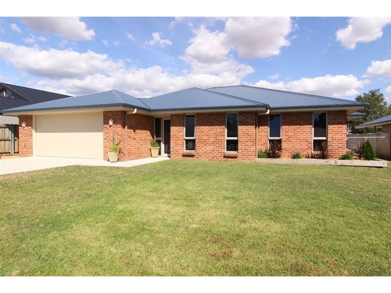 9 Clovis Court, St Leonards TAS 7250