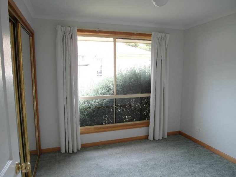 3 Lloyd’s Close, Trevallyn TAS 7250