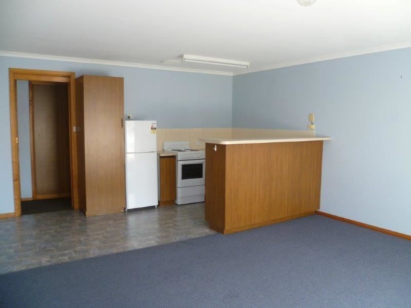 8/35-37 Snow Street, Newnham TAS 7248