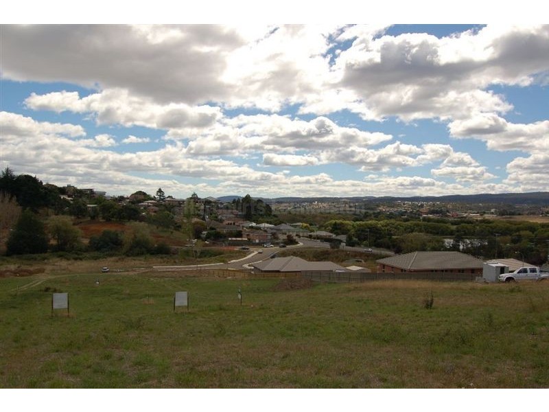 15 Hamelheath Way, Newstead TAS 7250