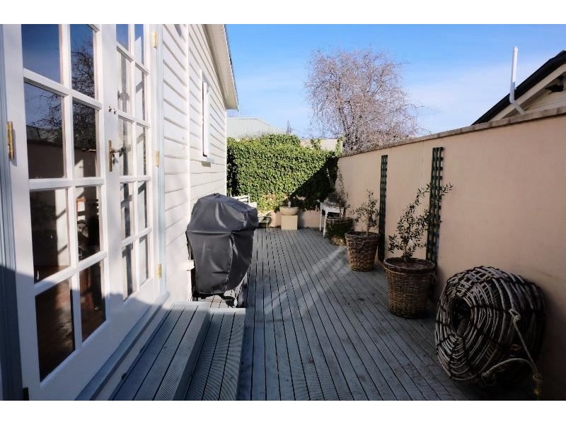 9 Chant Street, East Launceston TAS 7250