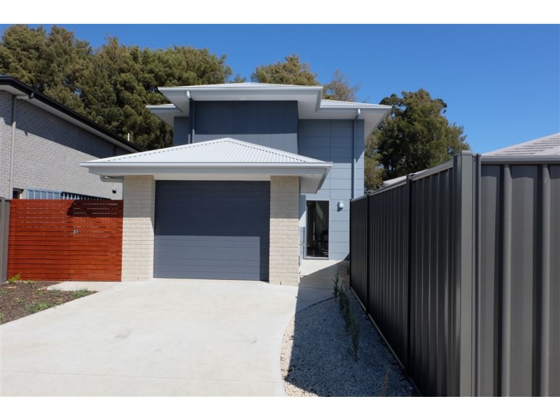 Room 1, 1/9-11 Hortus Place, Newnham TAS 7248