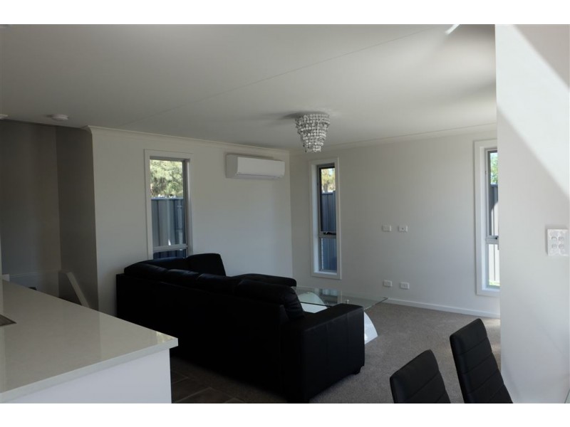 Room 1, 1/9-11 Hortus Place, Newnham TAS 7248