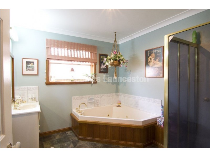 138 Poplar Parade, Youngtown TAS 7249