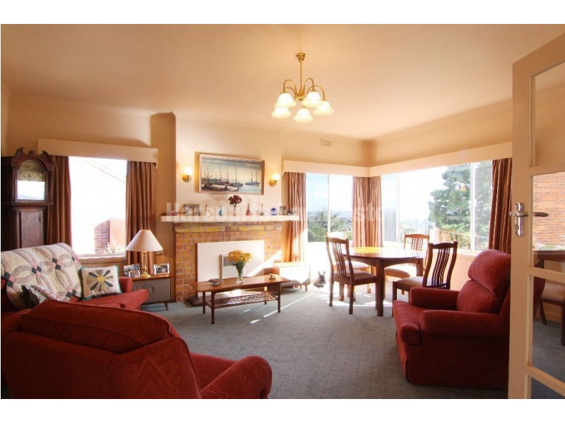 77 Forest Road, Trevallyn TAS 7250