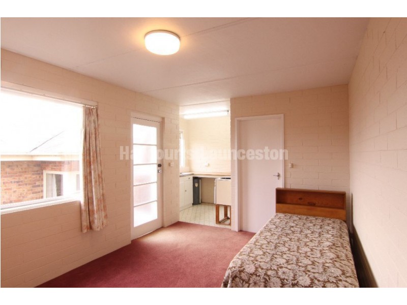 77 Forest Road, Trevallyn TAS 7250
