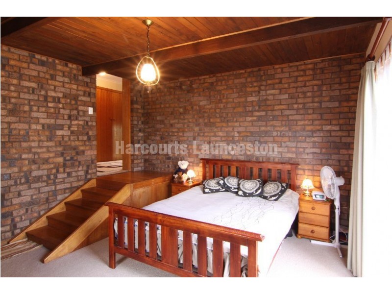 174 Outram Street, Summerhill TAS 7250