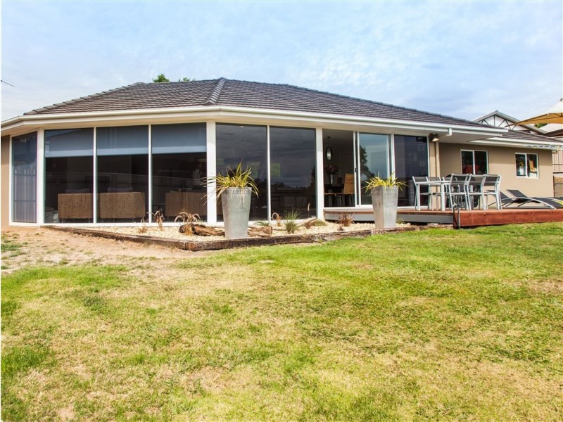 41 Bayview Drive, Blackstone Heights TAS 7250