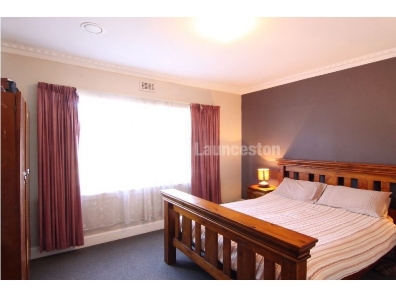 6 Reid Street, Kings Meadows TAS 7249