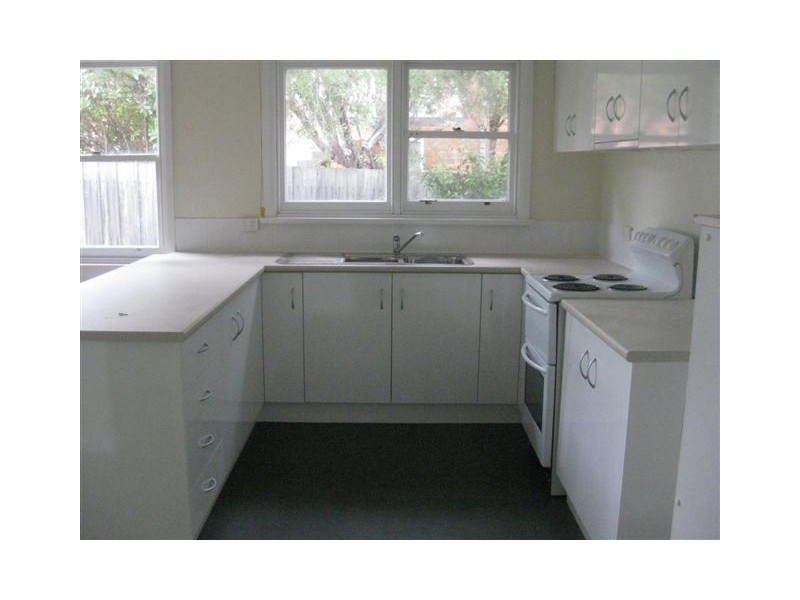 18 Cedar Street, Newnham TAS 7248