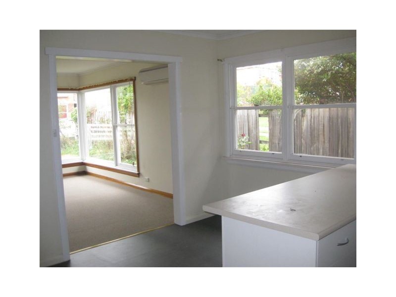 18 Cedar Street, Newnham TAS 7248