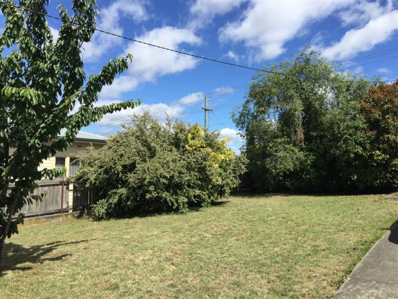 16 Walkers Avenue, Newnham TAS 7248